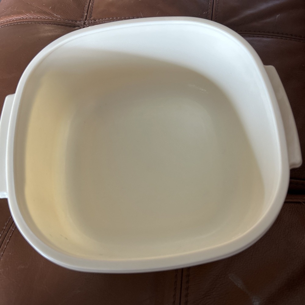 VTG Rubbermaid Large Square Container 2249 - 12 Cups - Beige w/ Matching Lid